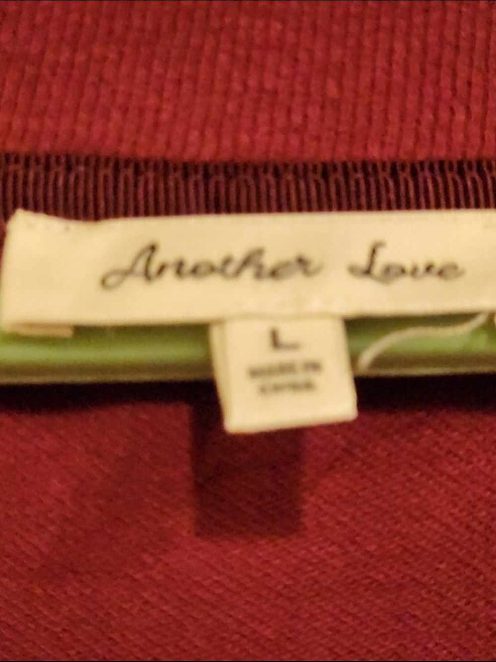 ANOTHER LOVE V-Neck Puff Sleeve Sweater - Sammi Style Plum Size Large - Picture 7 of 8